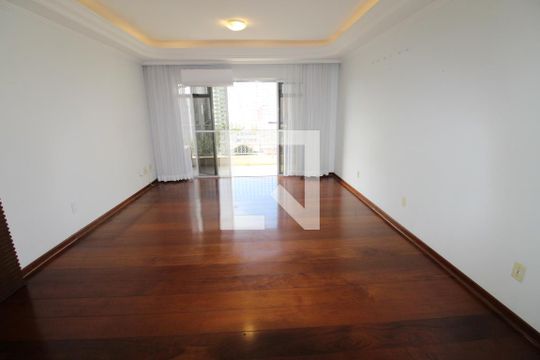 Apartamento para alugar com 4 quartos, 186m² em Vila Ema, São José dos Campos