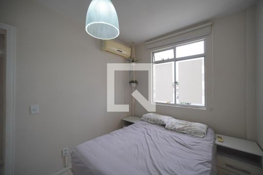 Quarto 1 de apartamento para alugar com 3 quartos, 75m² em Praia Comprida, São José