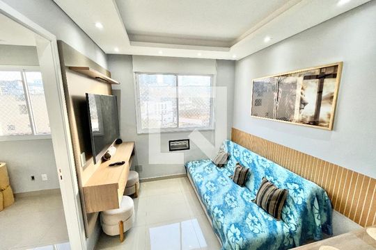 Sala/Cozinha de apartamento para alugar com 2 quartos, 38m² em Vila Diva, São Paulo