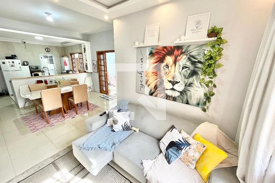 Sala/Cozinha de casa à venda com 4 quartos, 180m² em Vila Maria Luisa, São Paulo