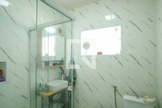 Banheiro da suíte de casa à venda com 3 quartos, 120m² em Barcelona, São Caetano do Sul