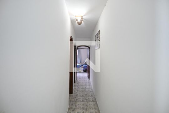 Corredor de casa à venda com 3 quartos, 125m² em Jardim Monte Kemel, São Paulo