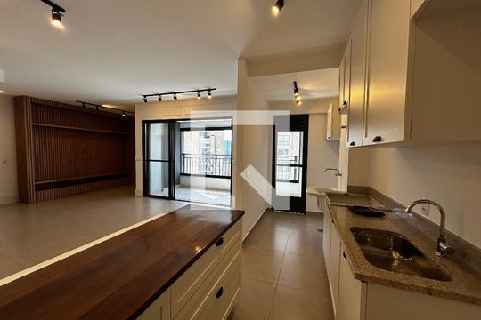 Apartamento para alugar com 2 quartos, 90m² em Alphaville, Barueri