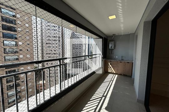 Apartamento para alugar com 2 quartos, 90m² em Alphaville, Barueri