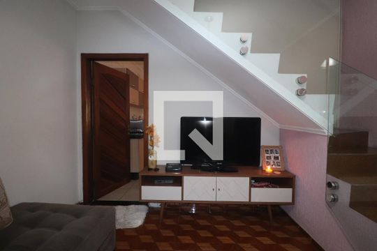 Sala de casa à venda com 2 quartos, 156m² em Vila Luzita, Santo André