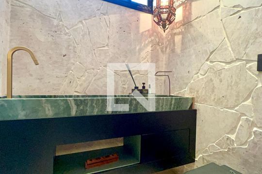 Lavabo de apartamento à venda com 3 quartos, 180m² em Jardim Paulista, São Paulo