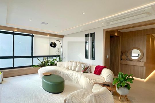 Sala de TV de apartamento à venda com 3 quartos, 180m² em Jardim Paulista, São Paulo