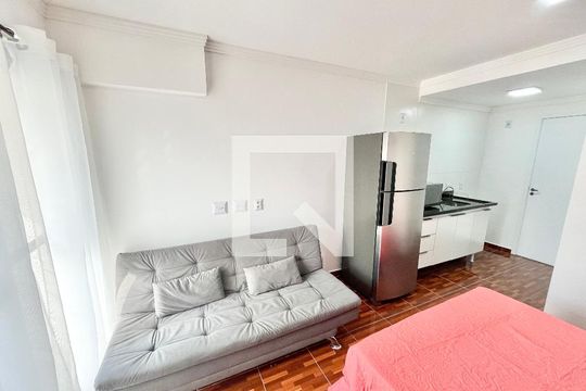 Sala/Quarto/Cozinha de kitnet/studio para alugar com 1 quarto, 26m² em Jardim São Paulo, São Paulo
