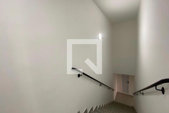 Corredor de kitnet/studio à venda com 1 quarto, 22m² em Vila Mariana, São Paulo