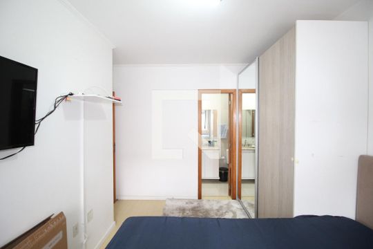 Suíte 1 de apartamento à venda com 2 quartos, 59m² em Vila Ipiranga, Porto Alegre