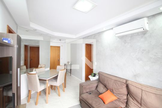 Sala de apartamento à venda com 2 quartos, 59m² em Vila Ipiranga, Porto Alegre