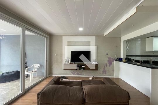 Casa à venda com 4 quartos, 230m² em Canudos, Novo Hamburgo
