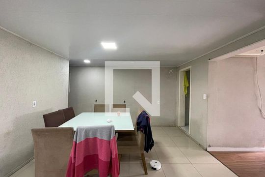 Casa à venda com 4 quartos, 230m² em Canudos, Novo Hamburgo