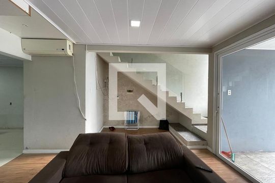 Casa à venda com 4 quartos, 230m² em Canudos, Novo Hamburgo