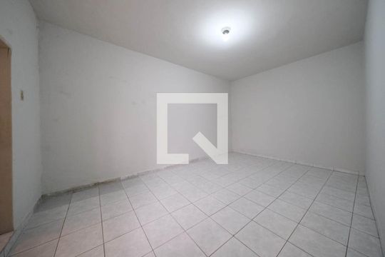 Suíte de casa para alugar com 1 quarto, 50m² em Vila Feliz, São Paulo