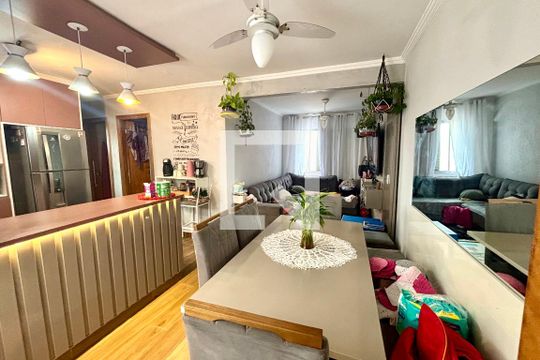Sala de jantar  de apartamento à venda com 2 quartos, 56m² em Conjunto Habitacional Padre Manoel da Nobrega, São Paulo