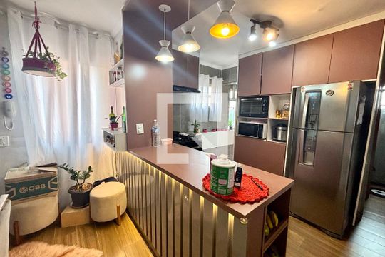 Sala da jantar  de apartamento à venda com 2 quartos, 56m² em Conjunto Habitacional Padre Manoel da Nobrega, São Paulo