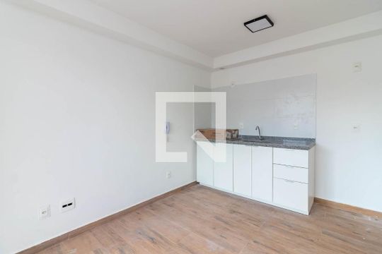 Sala e Cozinha de apartamento à venda com 1 quarto, 31m² em Tucuruvi, São Paulo