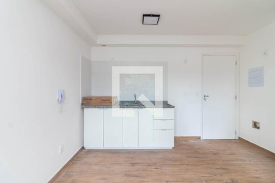Sala e Cozinha de apartamento à venda com 1 quarto, 31m² em Tucuruvi, São Paulo