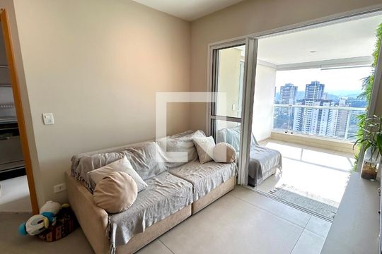 Sala de apartamento à venda com 3 quartos, 107m² em Vila Galvão, Guarulhos