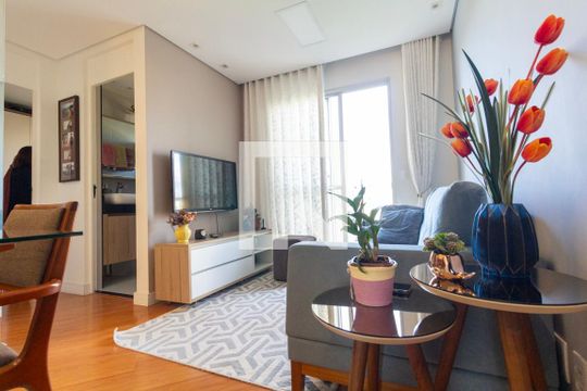 Apartamento à venda com 2 quartos, 50m² em Vila Guilhermina, São Paulo