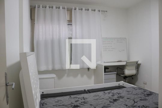 Quarto 2 de apartamento para alugar com 2 quartos, 86m² em Lapa, São Paulo