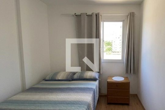 Quarto de apartamento para alugar com 2 quartos, 52m² em Jardim Brasil (Zona Norte), São Paulo