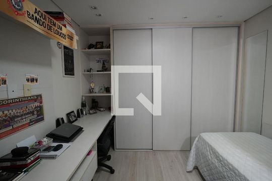 Quarto Suite 1 de casa à venda com 3 quartos, 250m² em Vila Alpina, Santo André