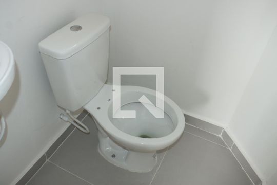 Casa de Condomínio para alugar com 2 quartos, 65m² em Chácara Ondas Verdes, Cotia