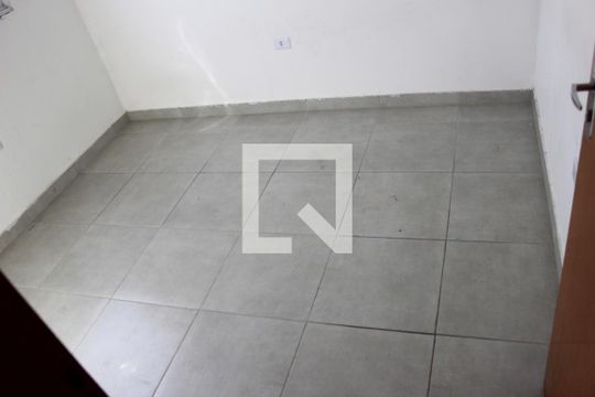 Quarto 1 de casa para alugar com 2 quartos, 60m² em Vila Rio de Janeiro, Guarulhos