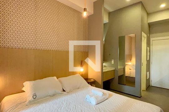 Studio de kitnet/studio para alugar com 1 quarto, 25m² em Vila Madalena, São Paulo