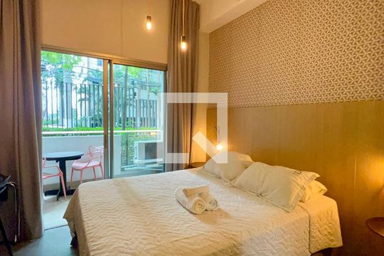 Studio de kitnet/studio para alugar com 1 quarto, 25m² em Vila Madalena, São Paulo