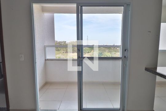 Sacada de apartamento para alugar com 2 quartos, 70m² em Morumbi, Uberlândia