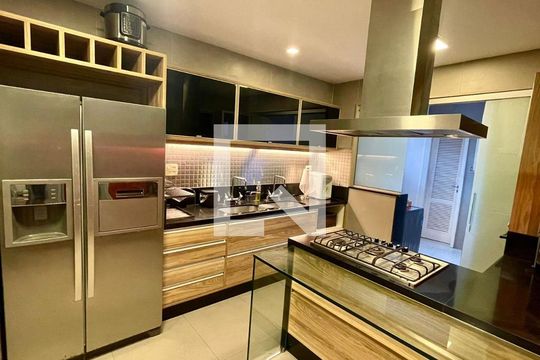 Apartamento à venda com 5 quartos, 533m² em Ipanema, Rio de Janeiro
