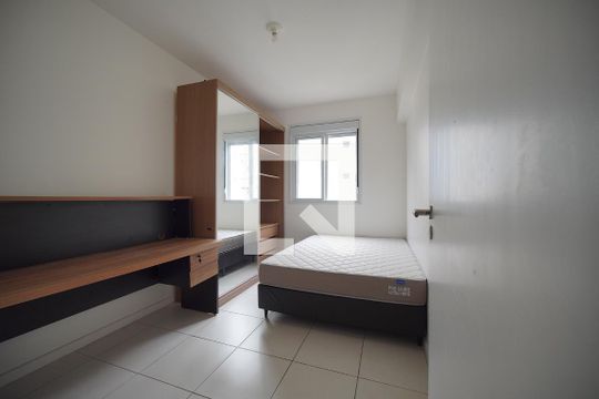 Quarto 1 de apartamento para alugar com 2 quartos, 65m² em Forquilhinhas, São José
