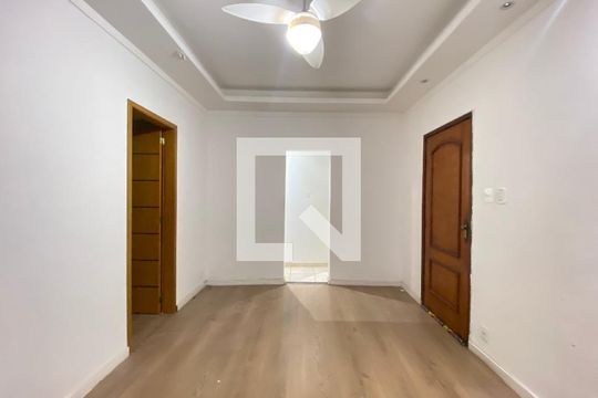 Casa à venda com 3 quartos, 200m² em Quintino Bocaiúva, Rio de Janeiro