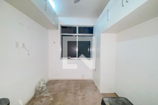 Casa à venda com 3 quartos, 200m² em Quintino Bocaiúva, Rio de Janeiro