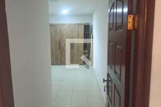 Quarto de casa de condomínio para alugar com 2 quartos, 160m² em Pechincha, Rio de Janeiro