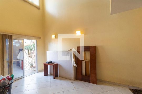 Sala 01 de apartamento para alugar com 3 quartos, 112m² em Jardim Leonor, Campinas