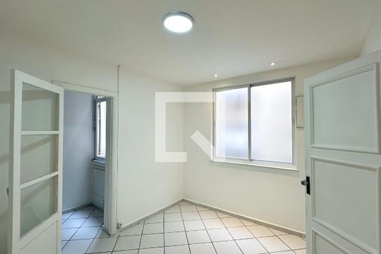 Apartamento à venda com 2 quartos, 70m² em Leblon, Rio de Janeiro