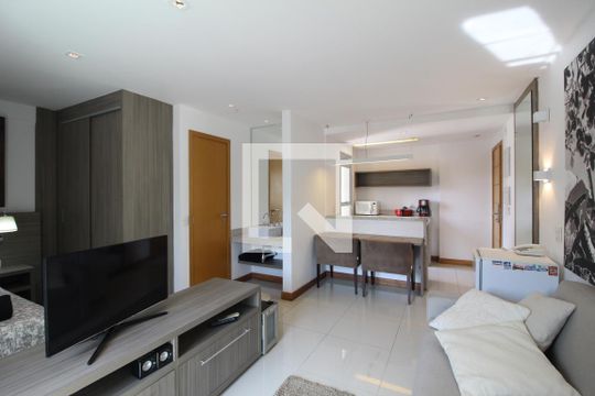 Sala de apartamento à venda com 1 quarto, 36m² em Jacarepaguá, Rio de Janeiro
