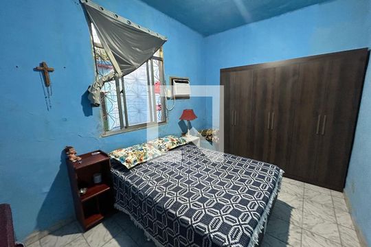 Quarto 1 de casa para alugar com 2 quartos, 80m² em Turiaçú, Rio de Janeiro