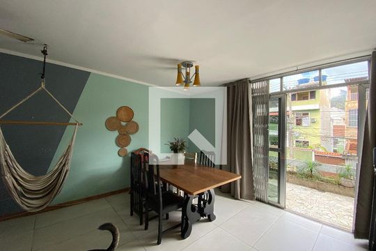 Casa à venda com 5 quartos, 369m² em Méier, Rio de Janeiro