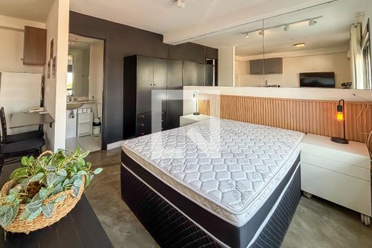 Apartamento para alugar com 1 quarto, 43m² em Vila Madalena, São Paulo