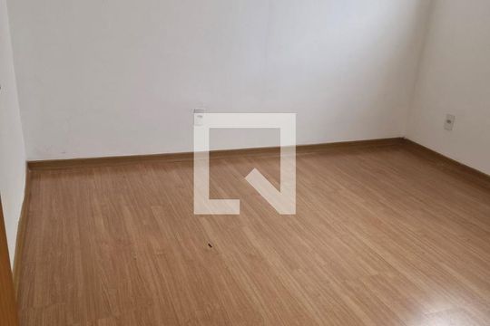 Quarto de apartamento para alugar com 2 quartos, 74m² em Jardim Ouro Branco, Ribeirão Preto