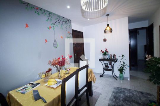 Sala de apartamento à venda com 3 quartos, 80m² em Cordovil, Rio de Janeiro