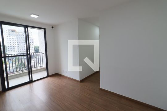 Sala de apartamento para alugar com 2 quartos, 48m² em Centro, Osasco