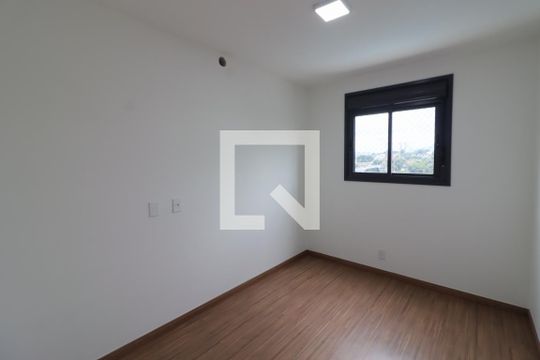 Quarto 1 de apartamento para alugar com 2 quartos, 48m² em Centro, Osasco