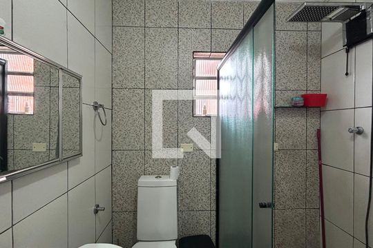 Banheiro Social de casa para alugar com 2 quartos, 175m² em Americanópolis, São Paulo