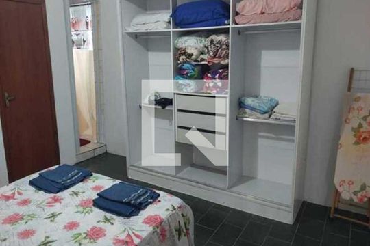 Casa de Condomínio para alugar com 2 quartos, 58m² em Peró, Cabo Frio